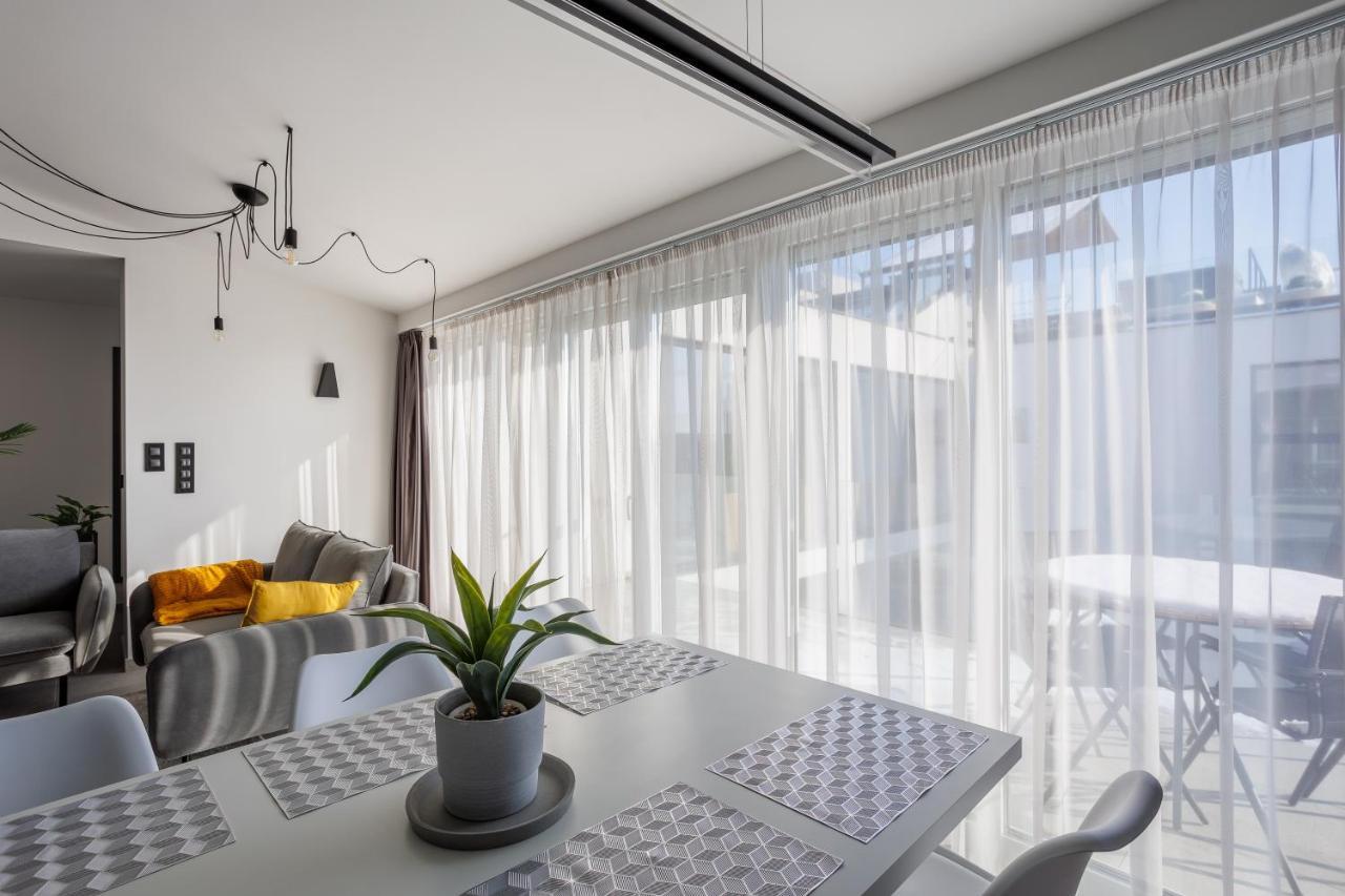 Noir Hotel - Penthouse Apartman Сегед Екстериор снимка