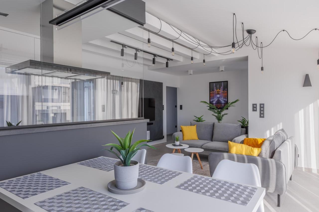 Noir Hotel - Penthouse Apartman Сегед Екстериор снимка